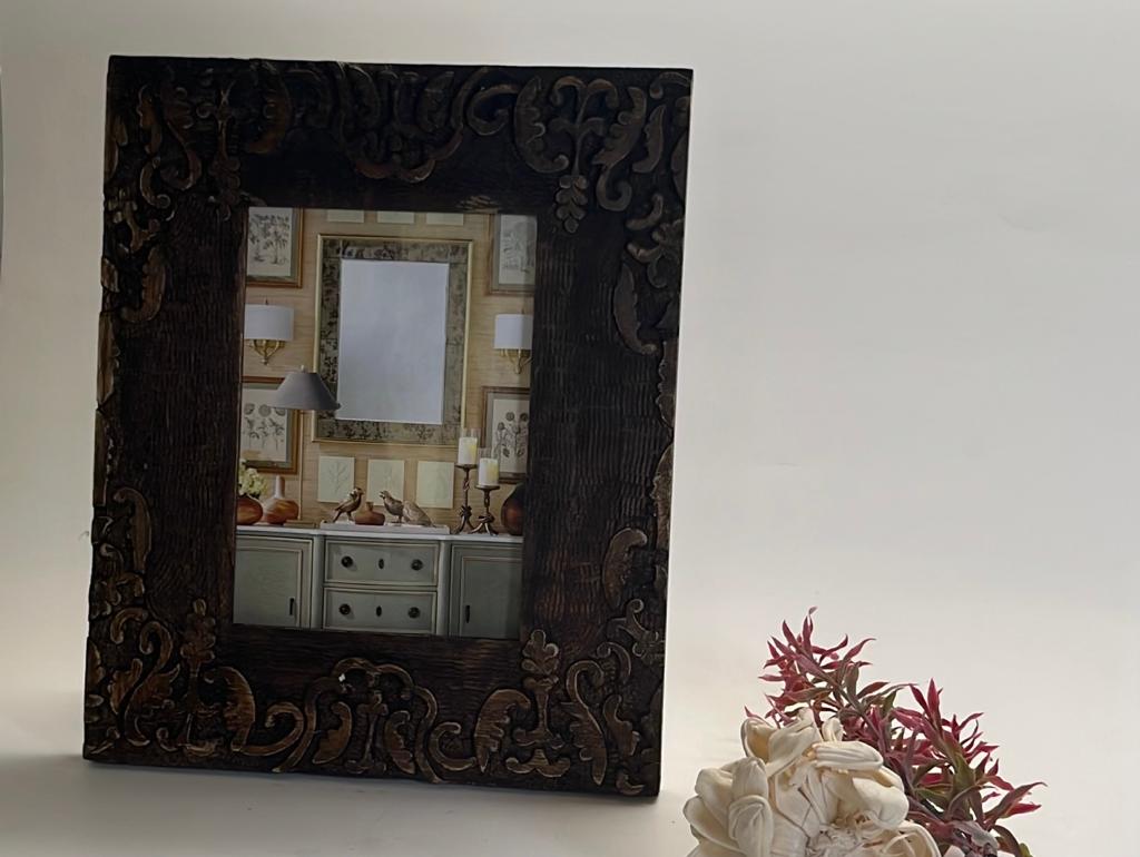 Handcrafted wooden Photoframe