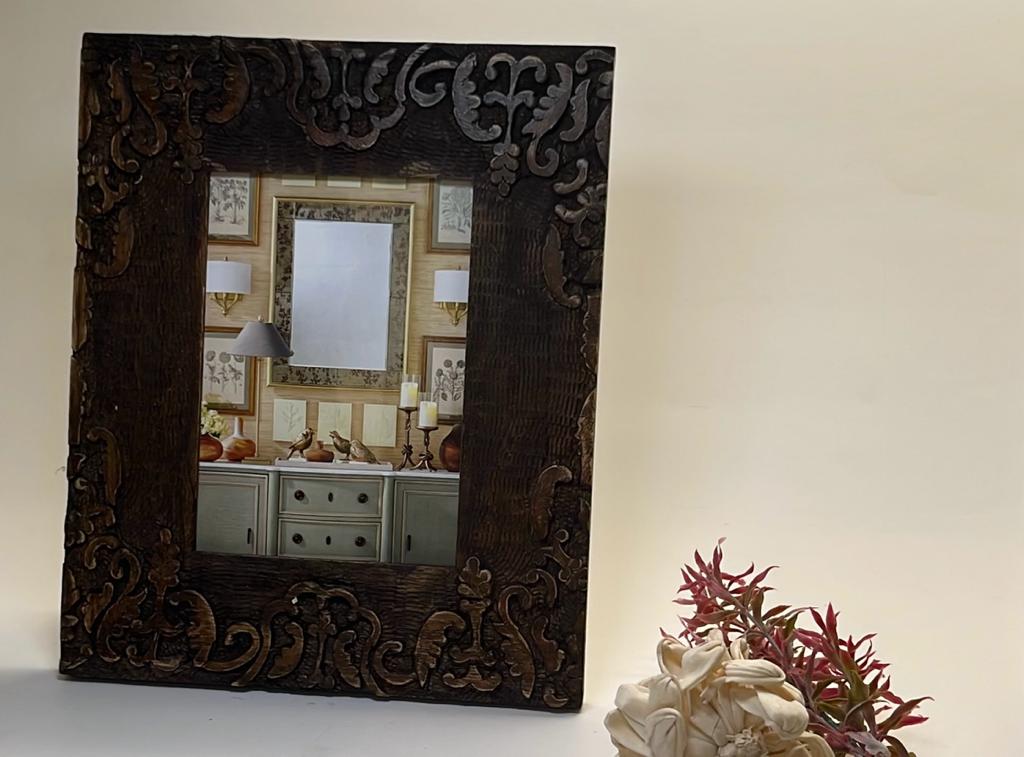 Handcrafted wooden Photoframe