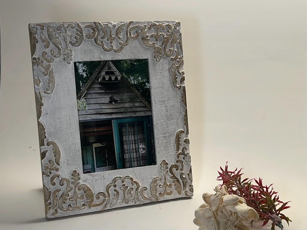 Handcrafted wooden Photoframe